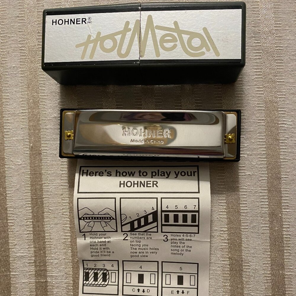 Harmonica HOHNER HOTMETAL NEW IN THE BOX WITH INSTRUCTIONS